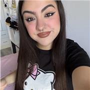 Maestra de Educación Infantil, con especialidad en humanidades. Imparte clases desde  alumnos de infantil hasta sexto de primaria.